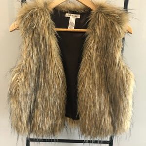 Trendy Faux Fur Vest